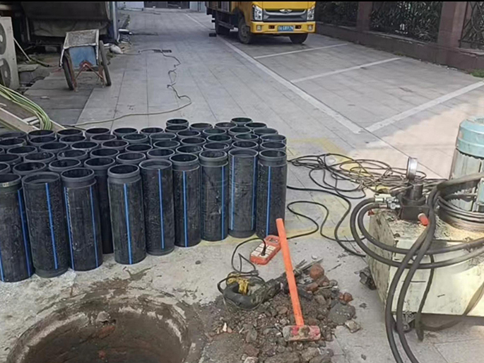 汾西PE置换管厂家 DN315置换管 非开挖管短管置换